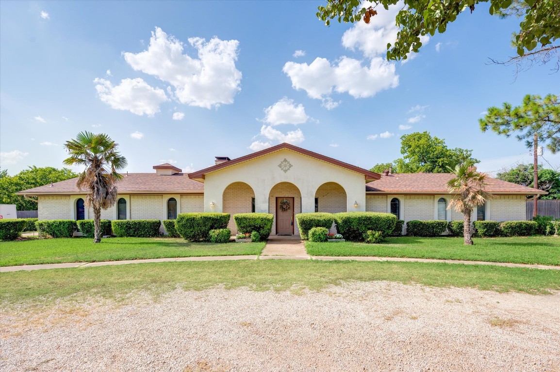 7317 Chapman Drive North Richland Hills TX 76182