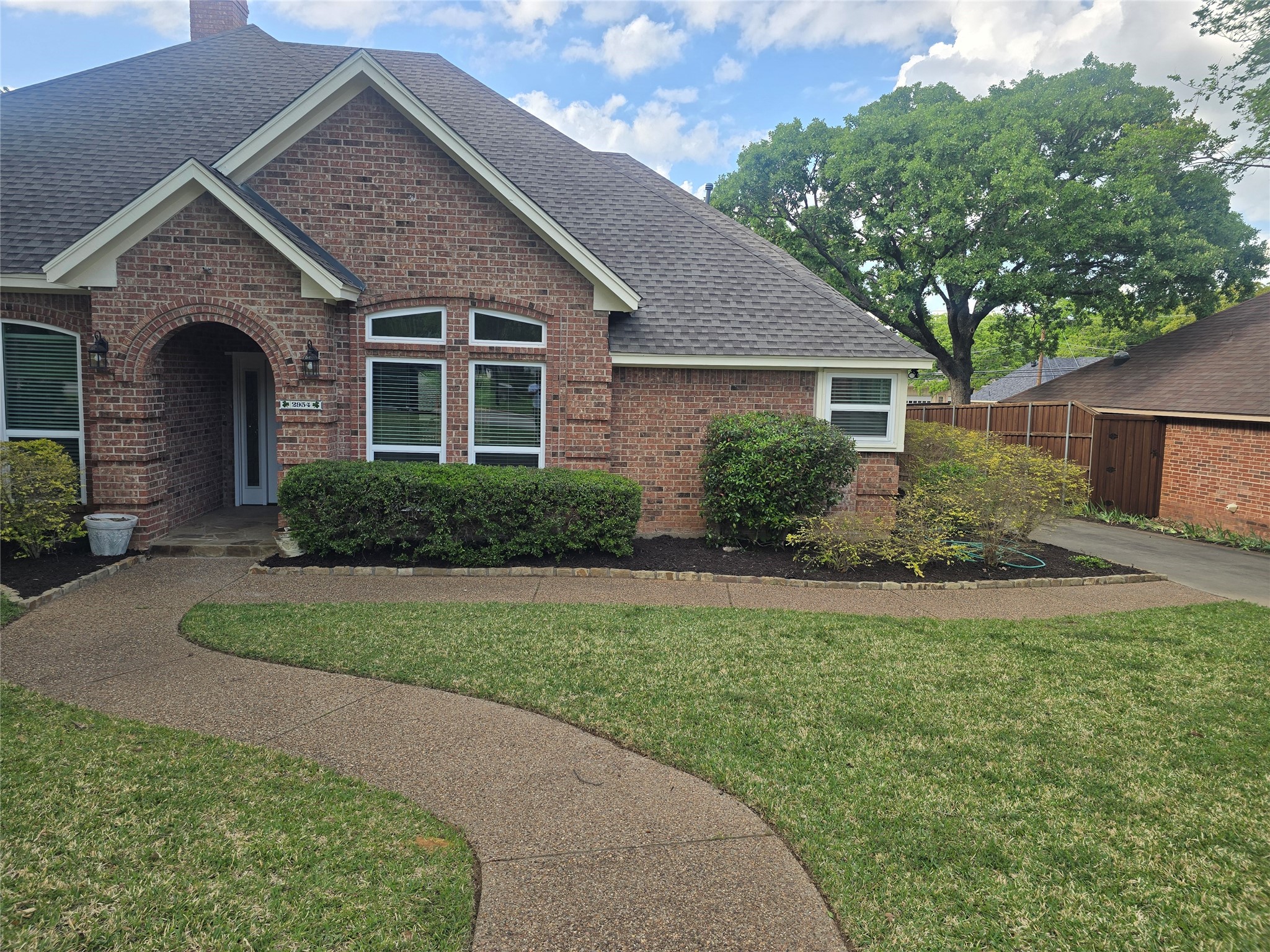 2954 Woodland Hills Drive Grapevine TX 76051