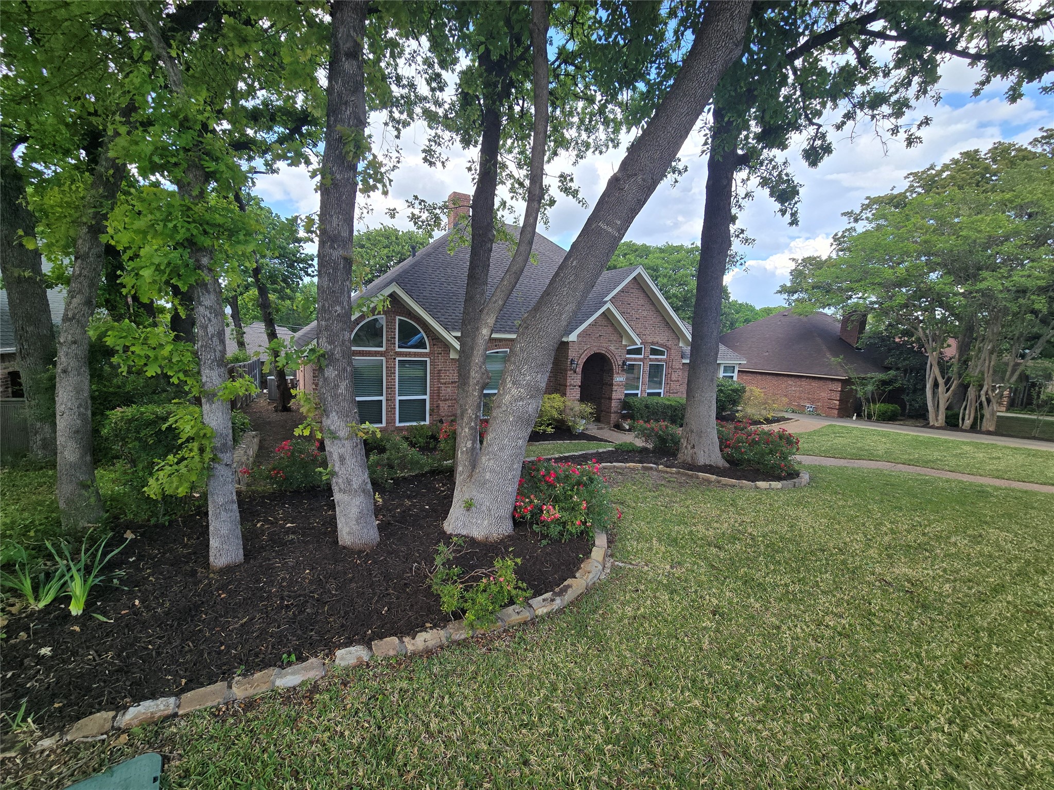 2954 Woodland Hills Drive Grapevine TX 76051
