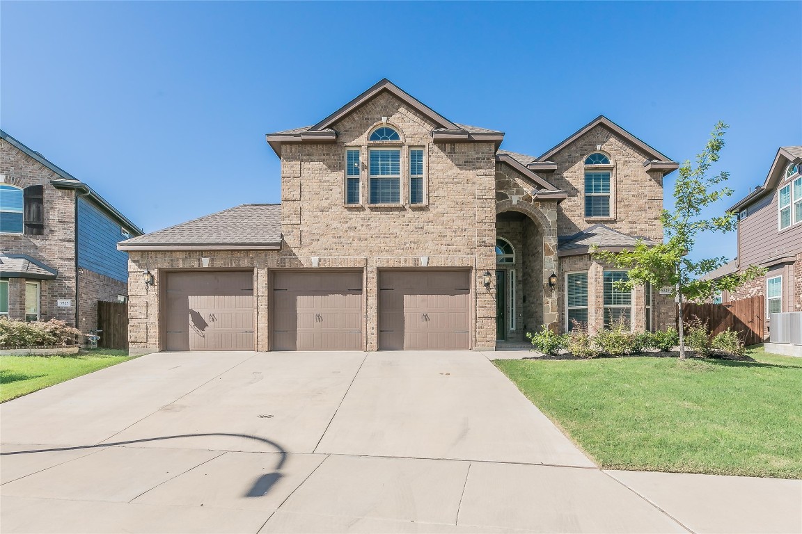 9329 Saltbrush Street Fort Worth TX 76177