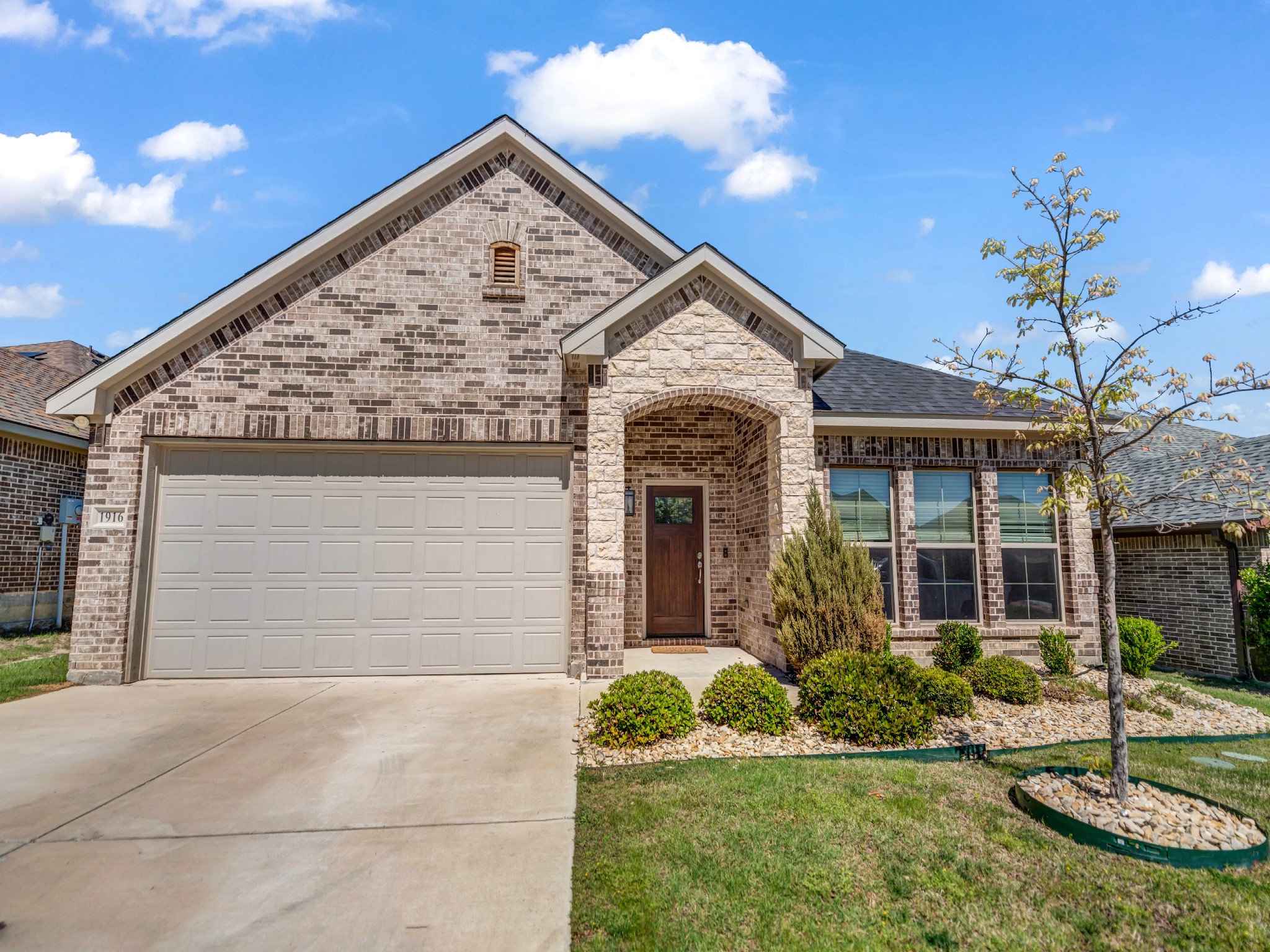 1916 Town Creek Circle Weatherford TX 76086