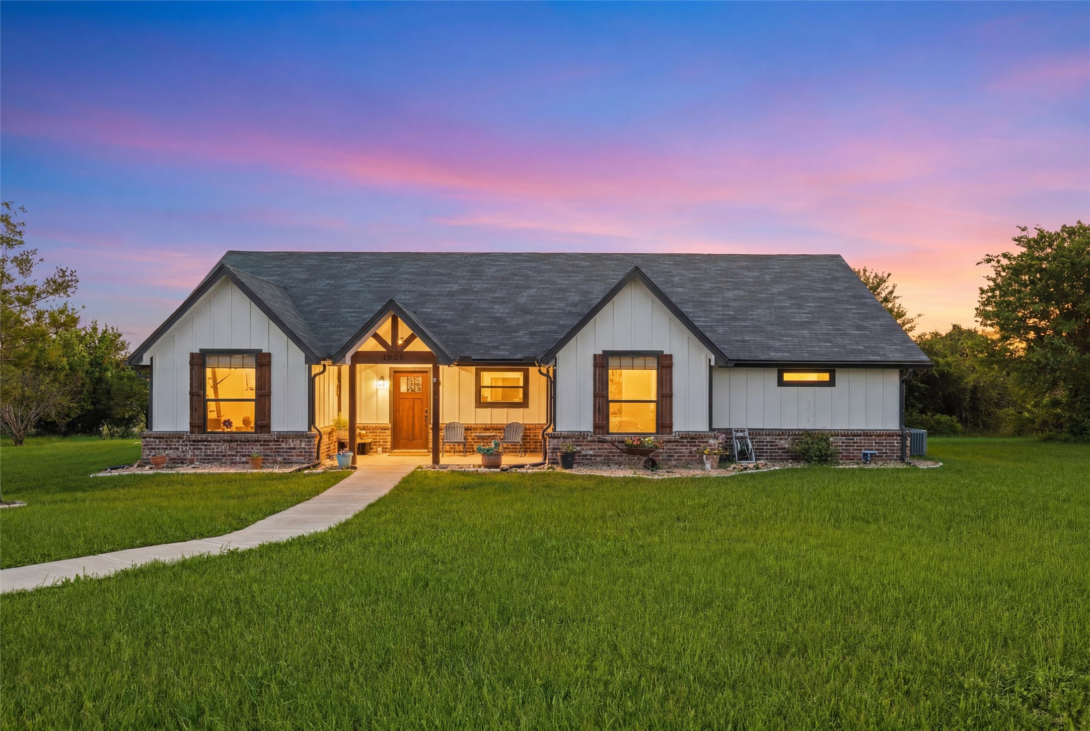 1026 Julia Court Rio Vista TX 76093