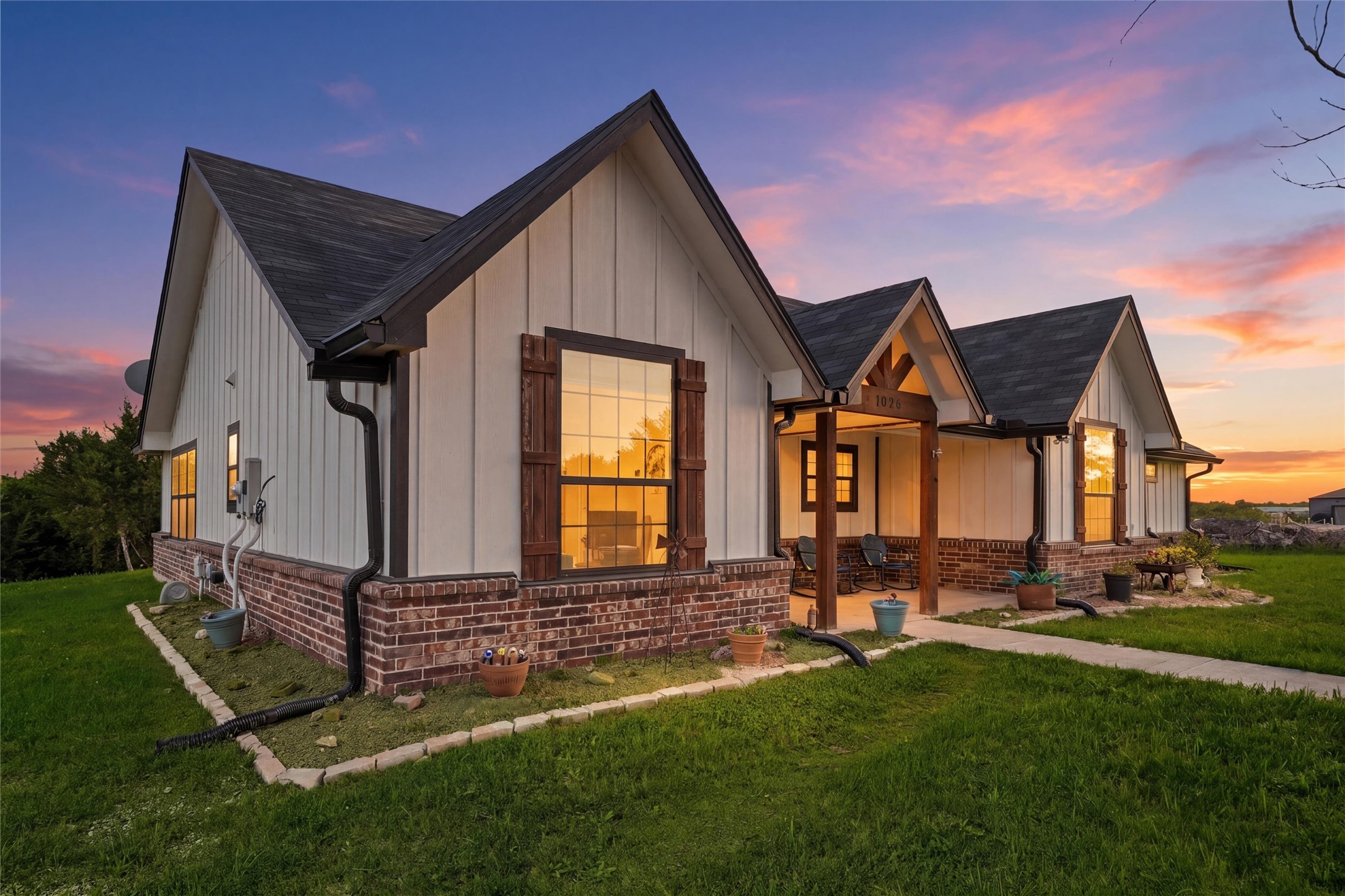 1026 Julia Court Rio Vista TX 76093