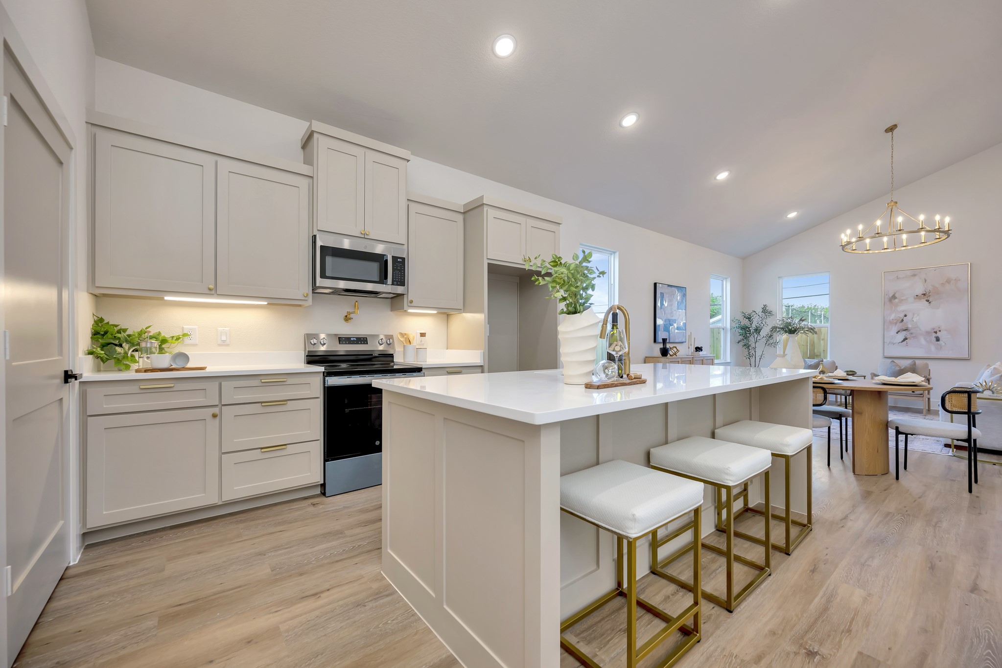 929 E Magnolia Avenue Fort Worth TX 76104