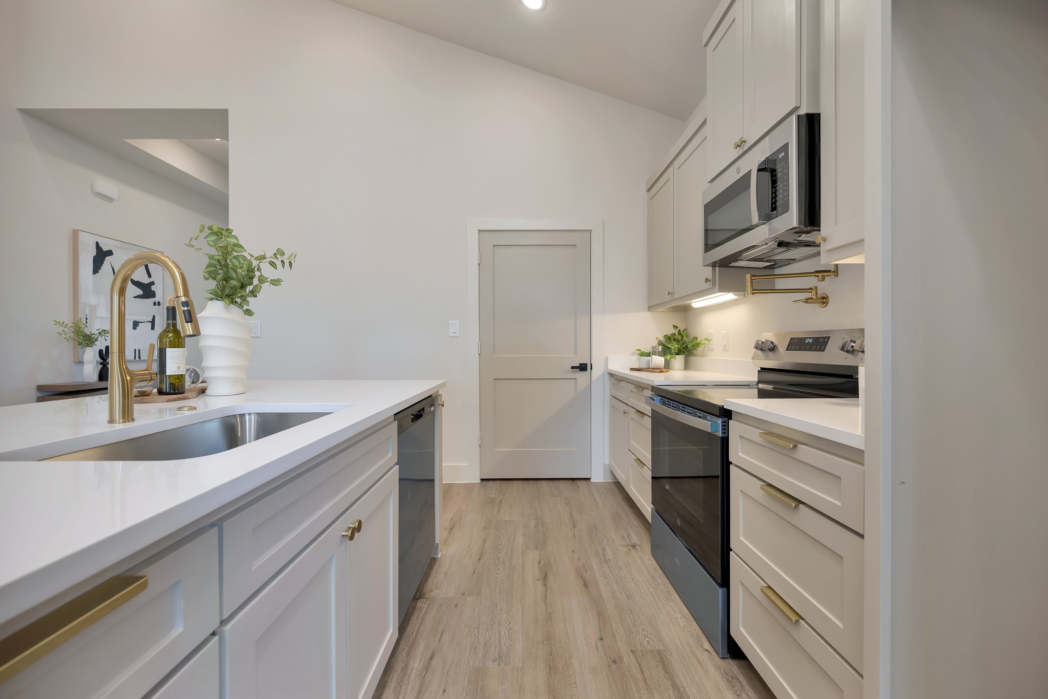 929 E Magnolia Avenue Fort Worth TX 76104