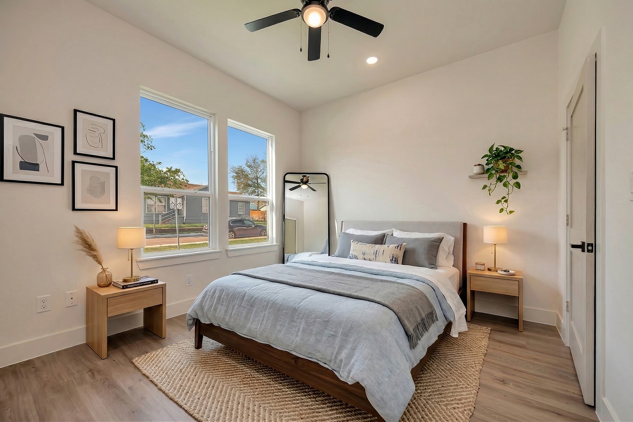 929 E Magnolia Avenue Fort Worth TX 76104