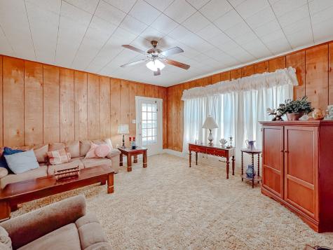 512 SW 2nd Street Kerens TX 75144