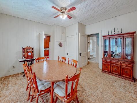 512 SW 2nd Street Kerens TX 75144