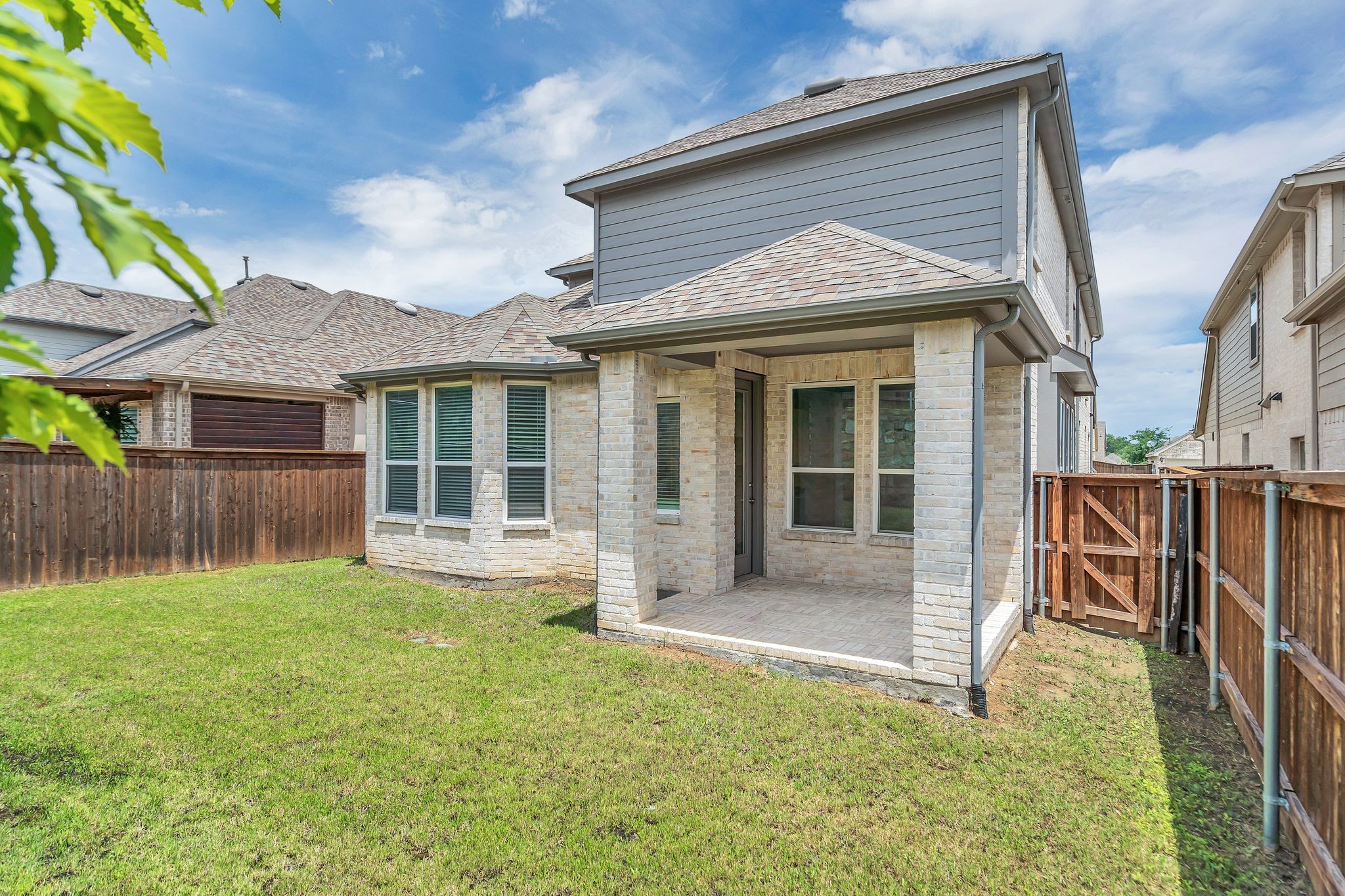 3962 Oak Creek Circle Denison TX 75020