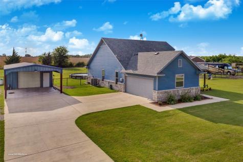 1033 Southgate Court Farmersville TX 75442