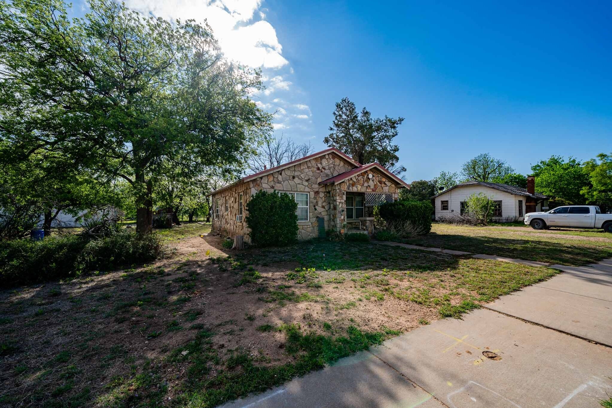 1104 N Avenue E Haskell TX 79521