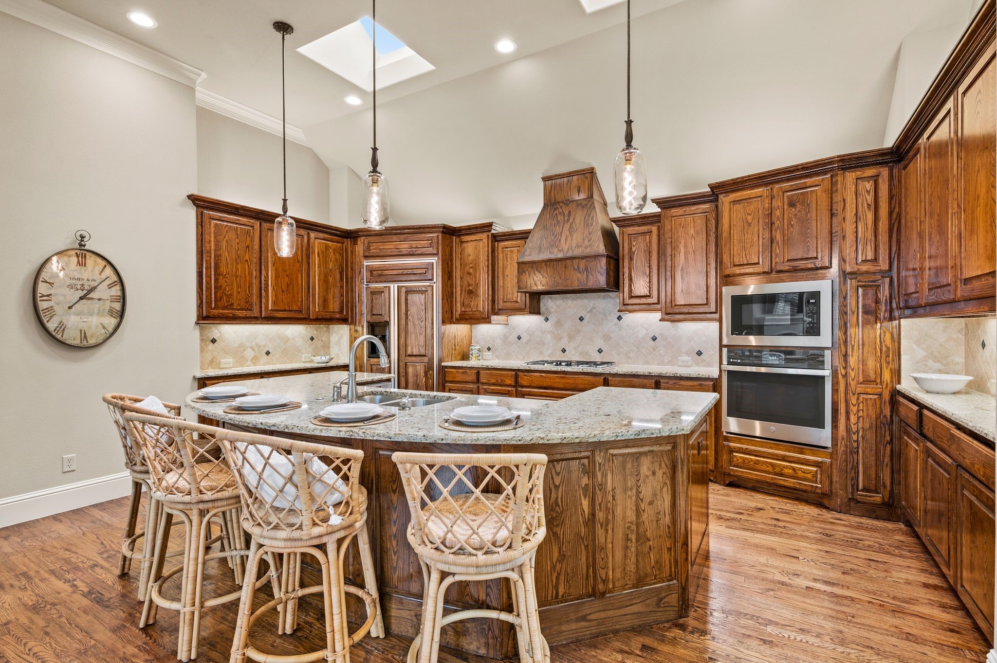 825 Creekview Lane Colleyville TX 76034