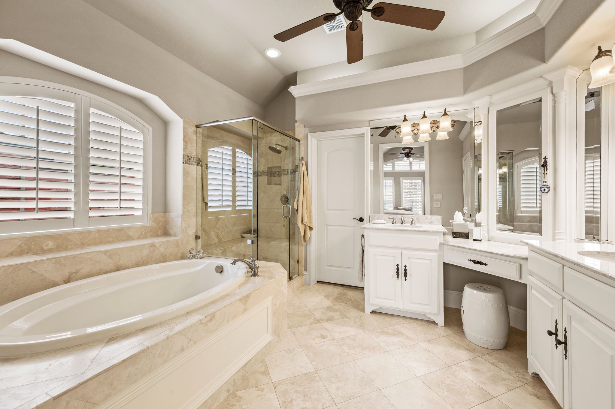 825 Creekview Lane Colleyville TX 76034