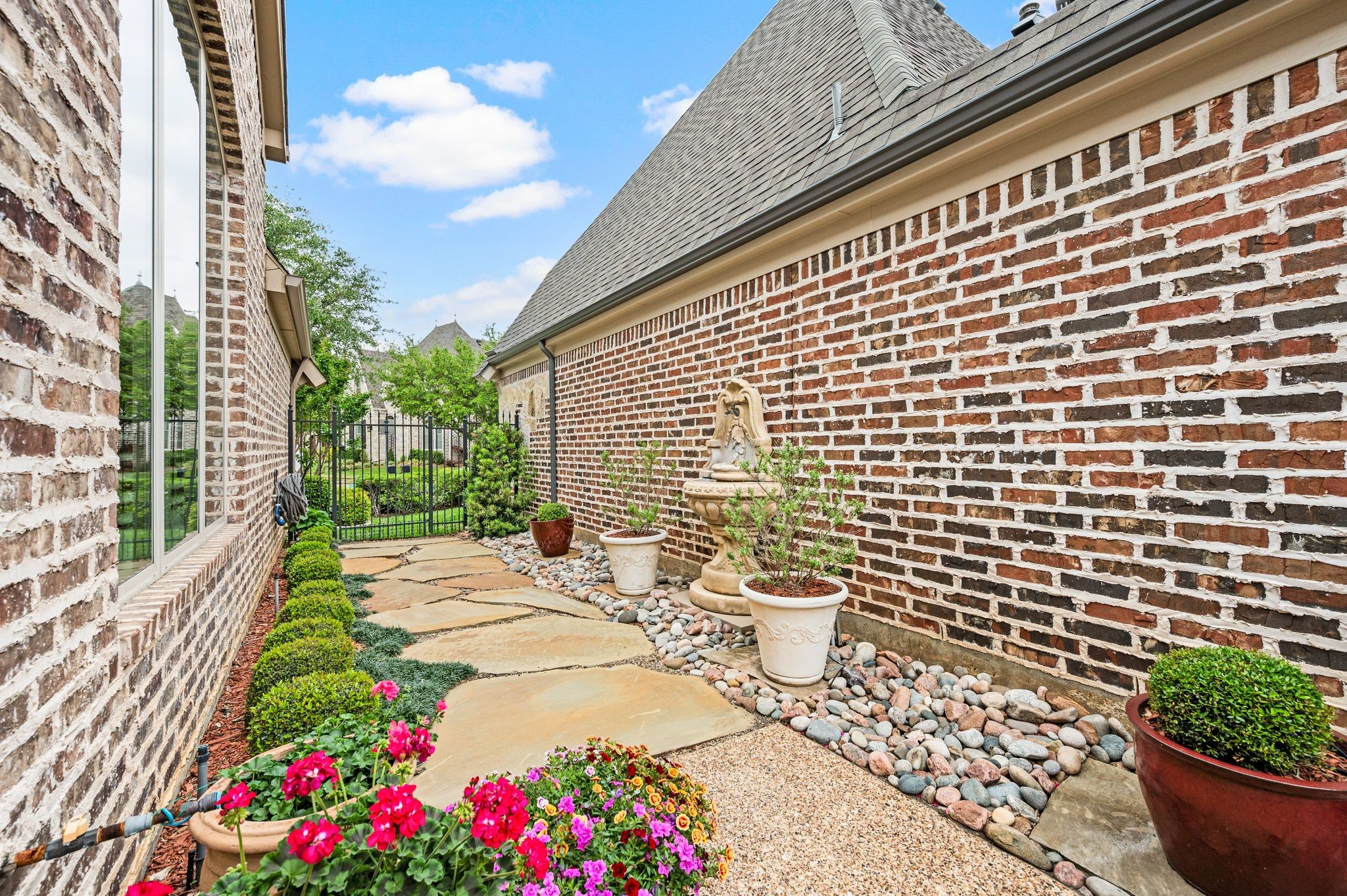 825 Creekview Lane Colleyville TX 76034