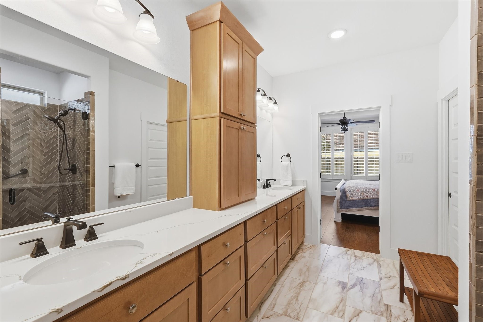 912 Hacienda Drive Mansfield TX 76063