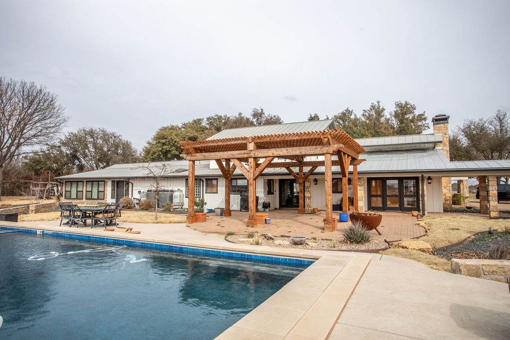 7600 State Highway 6 Albany TX 76430