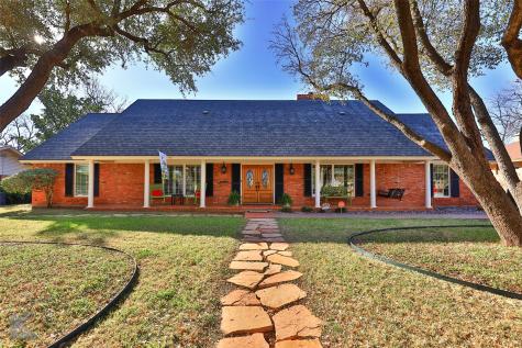 1414 Edgewood Street Sweetwater TX 79556
