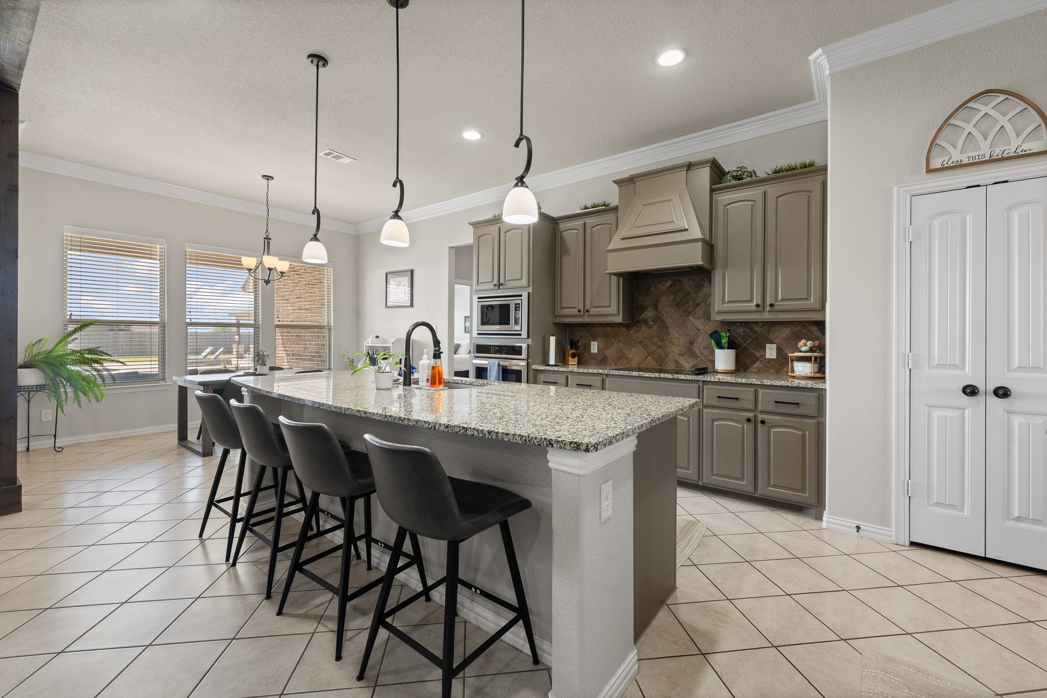 7925 Grassland Drive Godley TX 76044