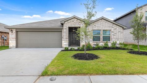 802 Kevin Lane Cleburne TX 76033