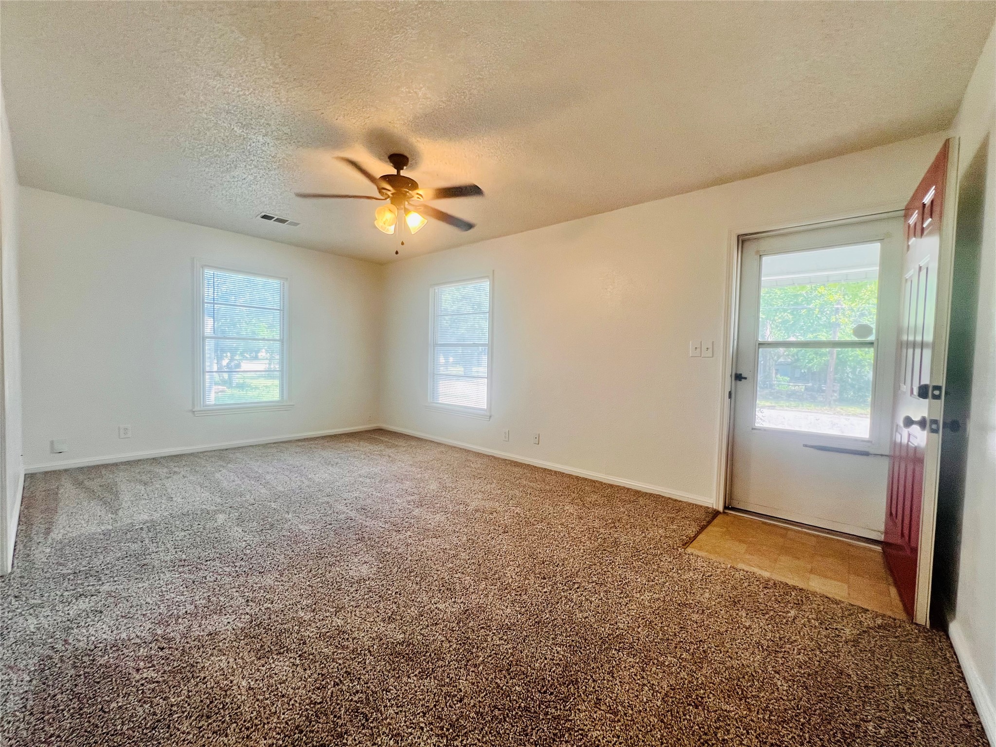 2101 Layton Avenue Haltom City TX 76117