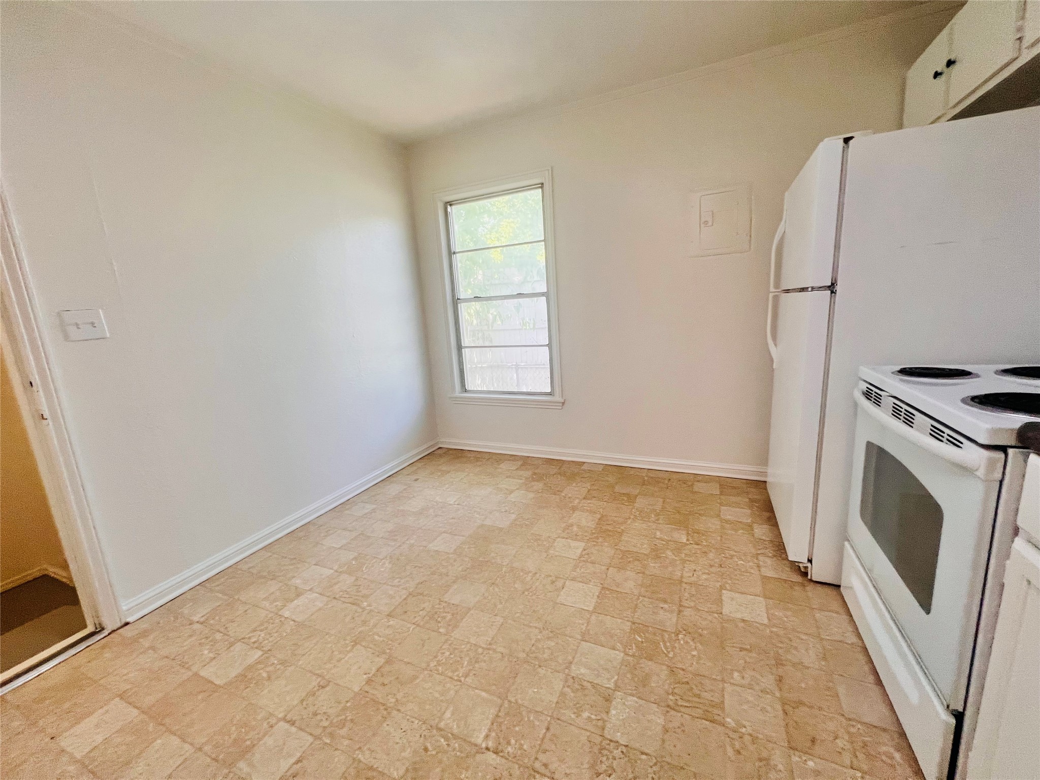 2101 Layton Avenue Haltom City TX 76117