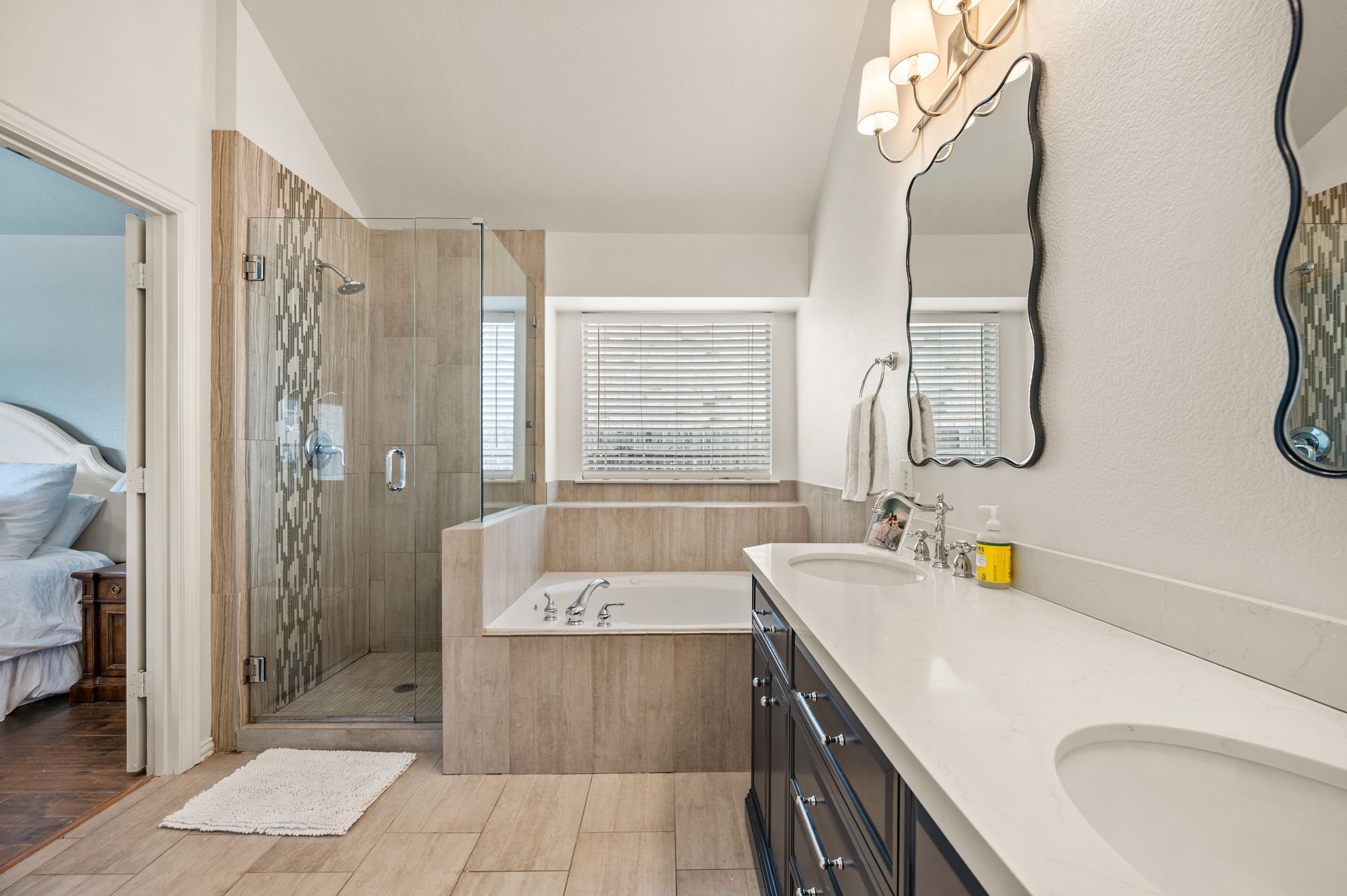 3513 Carlton Street Grapevine TX 76092