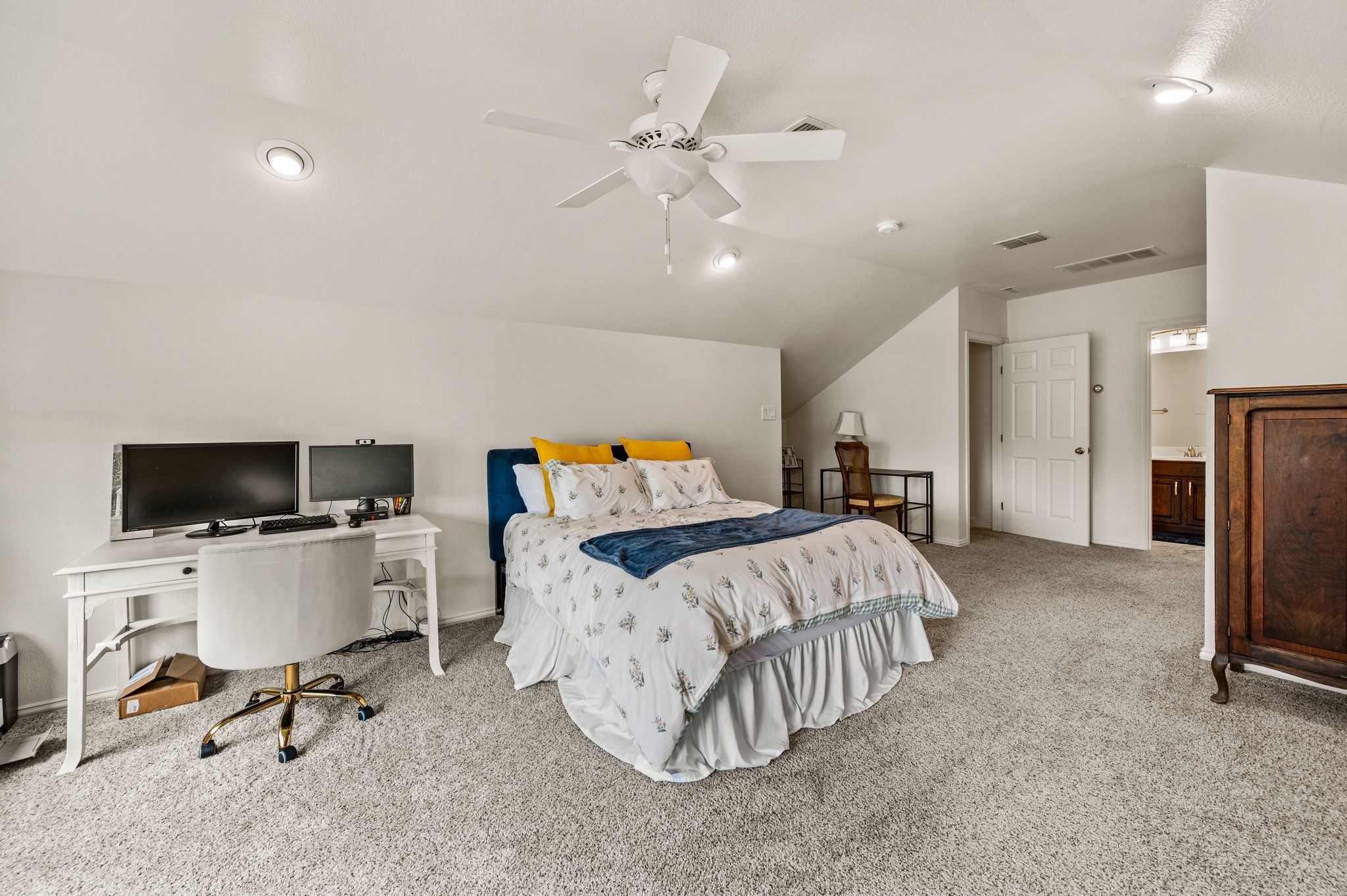 3513 Carlton Street Grapevine TX 76092