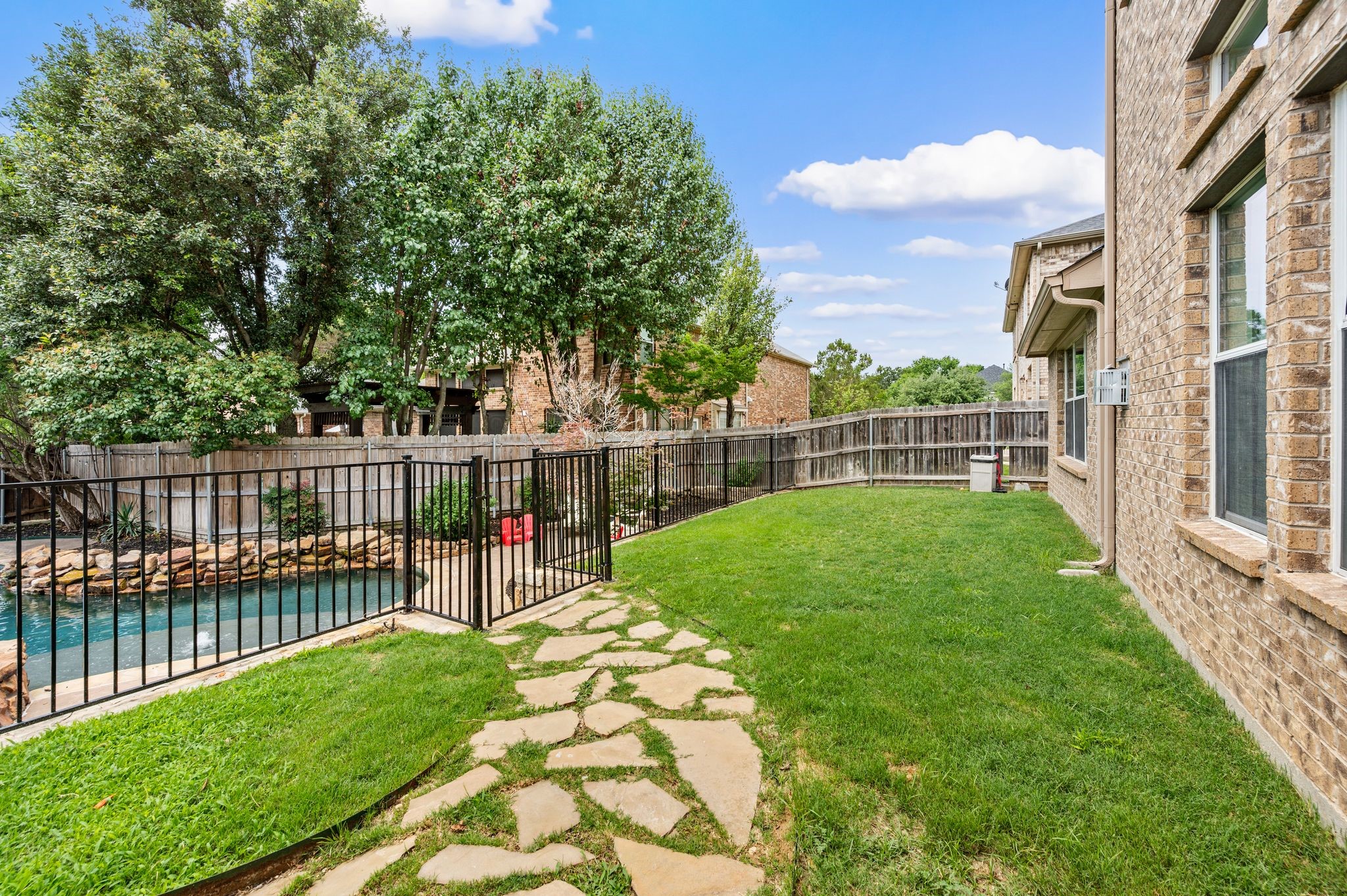 3513 Carlton Street Grapevine TX 76092