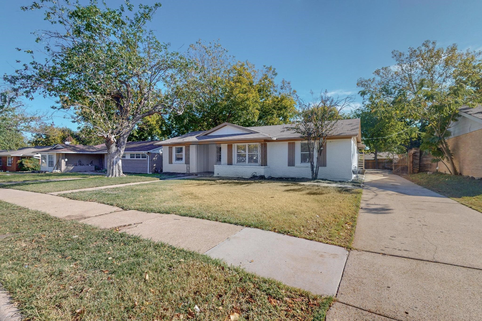1929 Proctor Drive Grand Prairie TX 75051