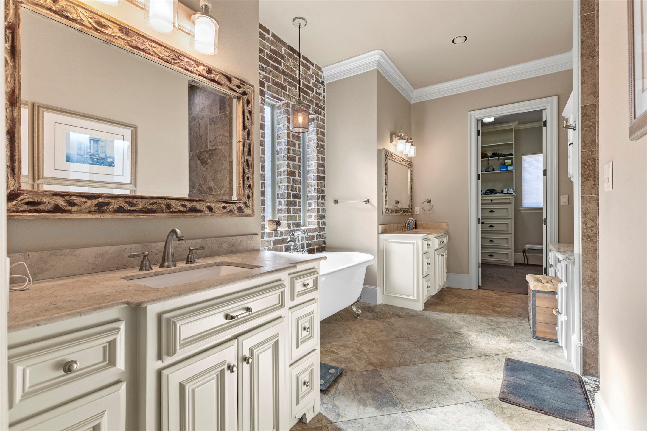2513 Silverado Trail Sherman TX 75092
