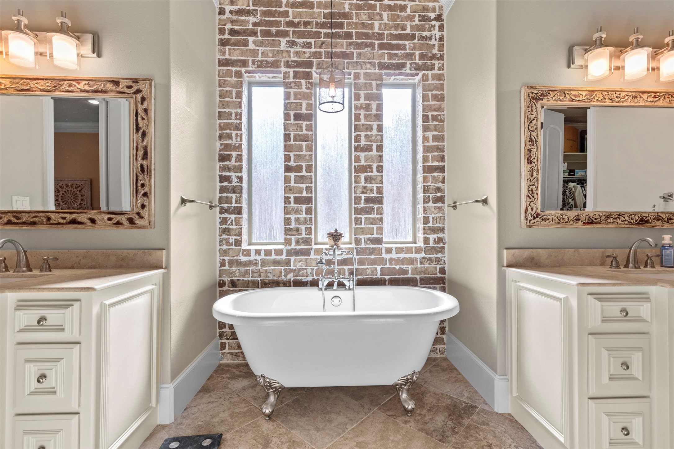 2513 Silverado Trail Sherman TX 75092