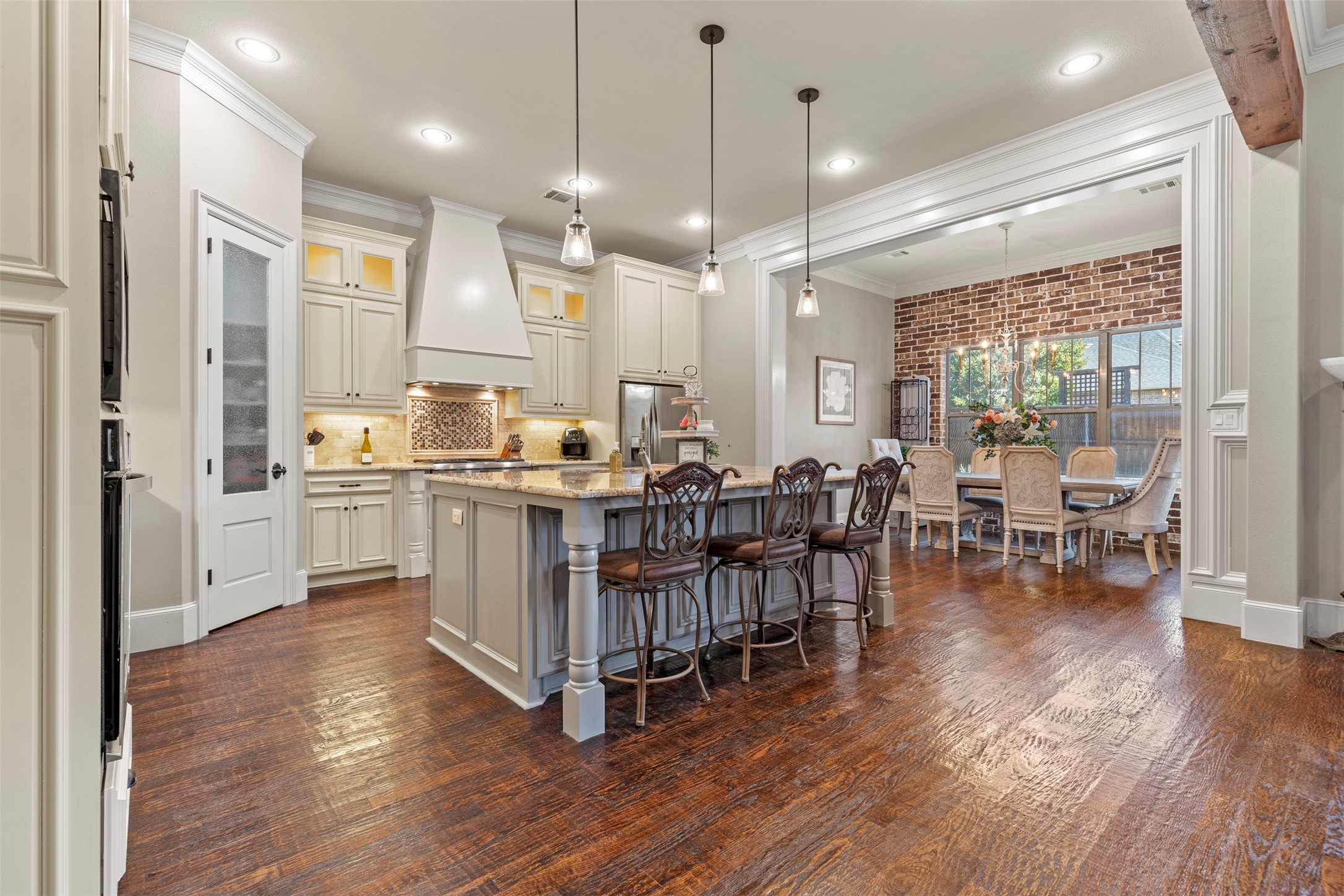 2513 Silverado Trail Sherman TX 75092