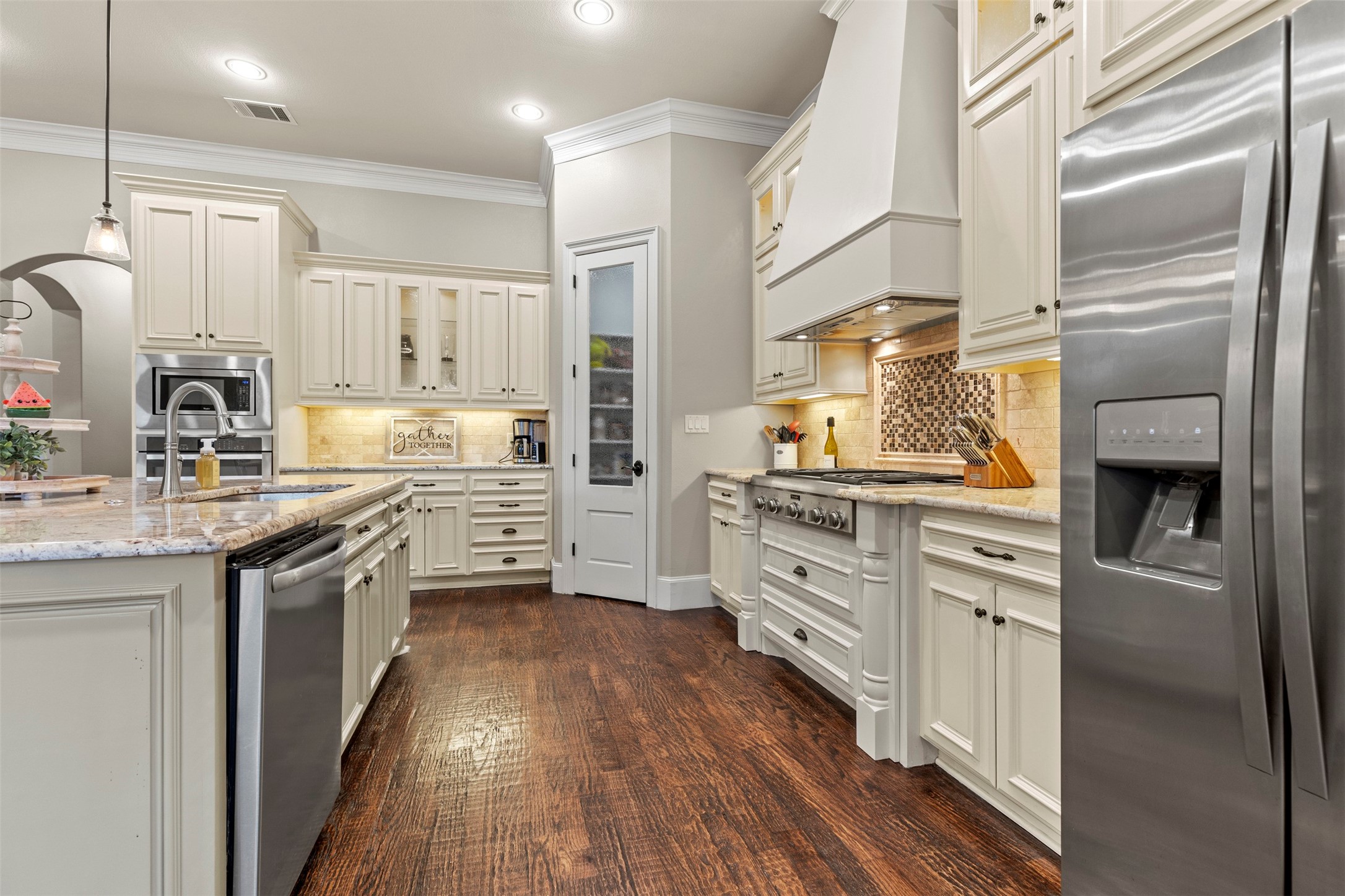 2513 Silverado Trail Sherman TX 75092