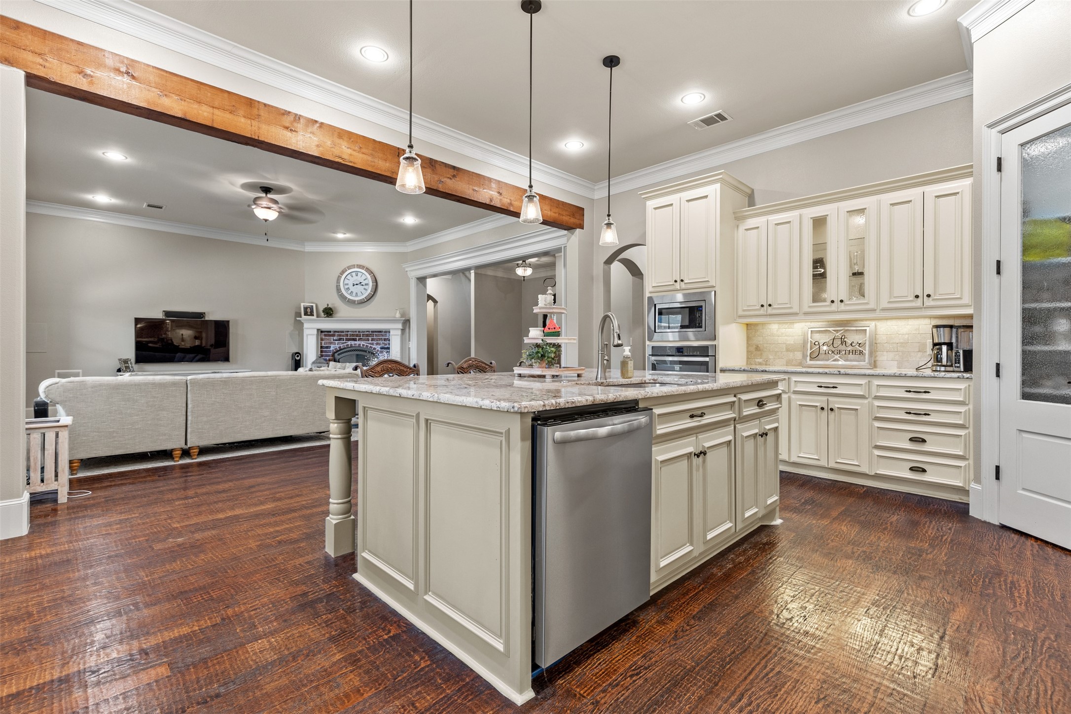2513 Silverado Trail Sherman TX 75092