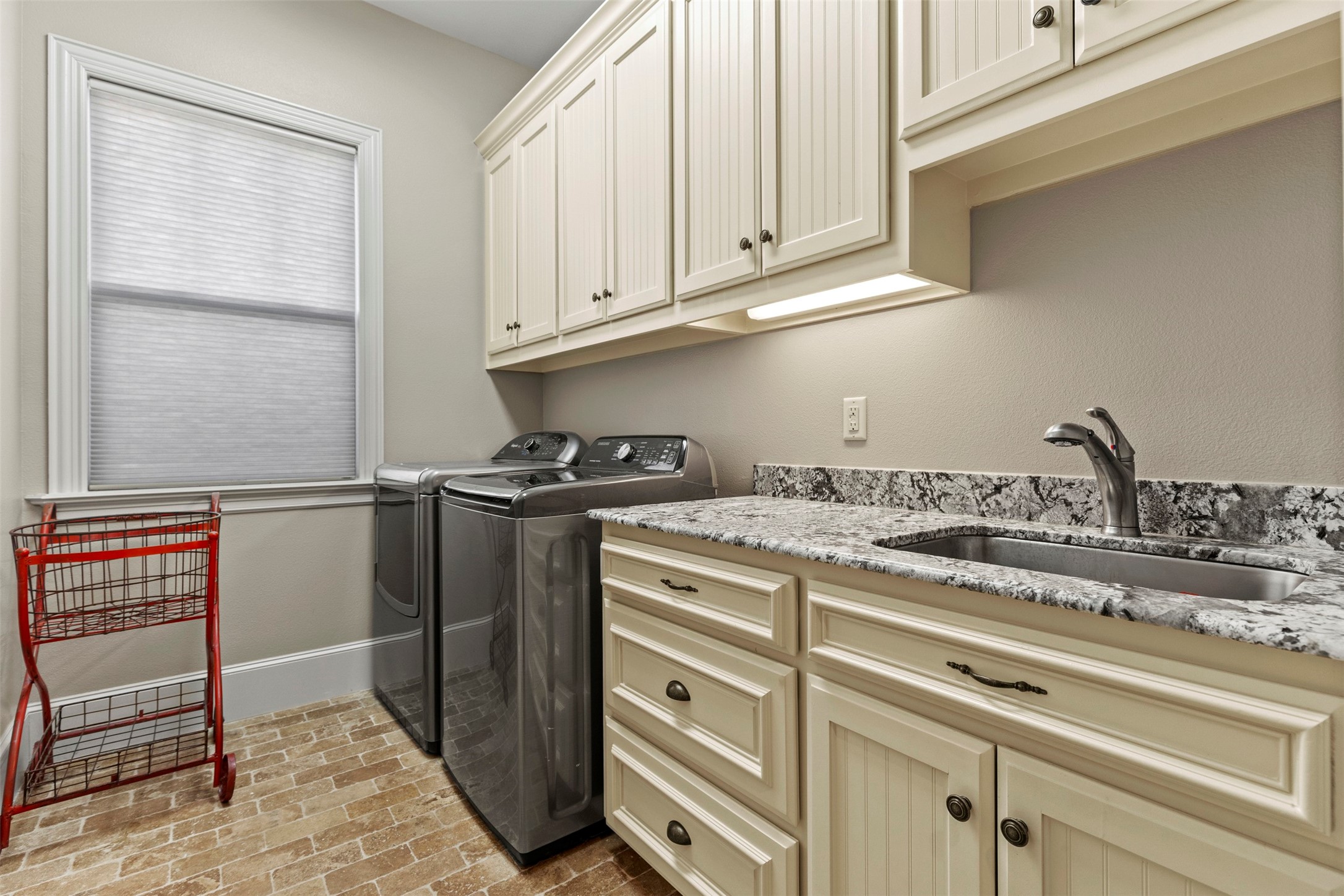 2513 Silverado Trail Sherman TX 75092