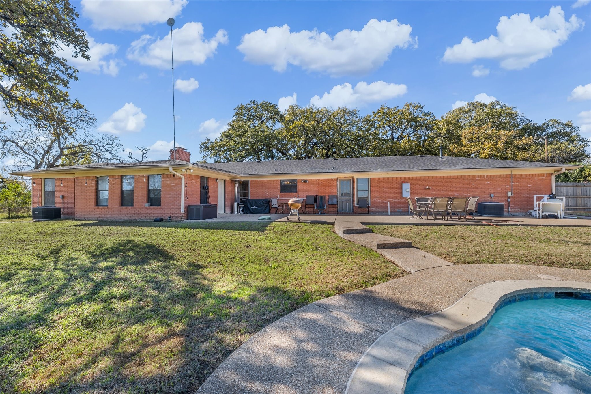 7633 S 3rd Street Road Waco TX 76706