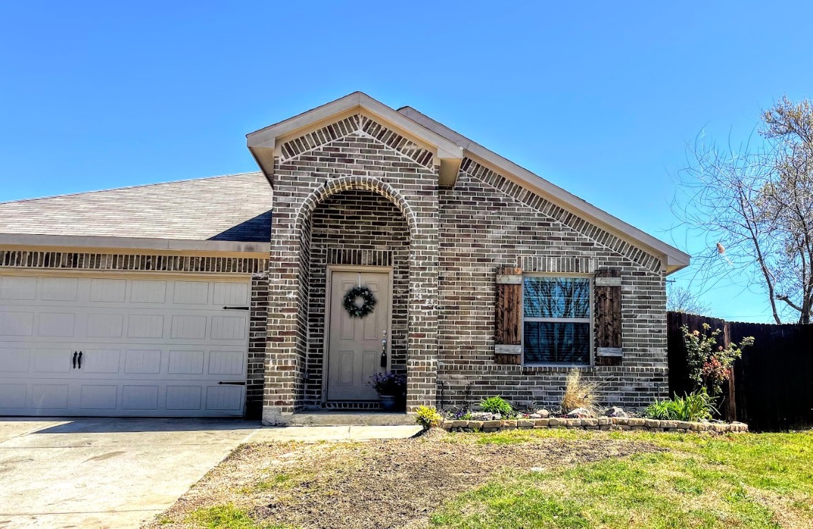 502 Waterford Street Farmersville TX 75442