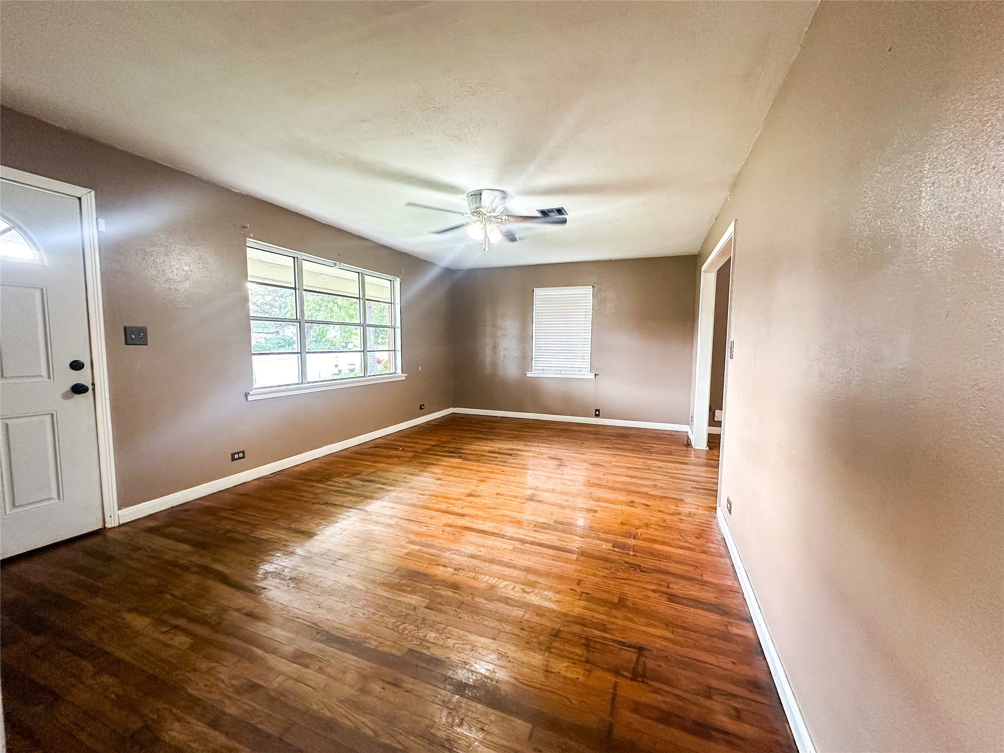 407 Bremond Street Franklin TX 77856