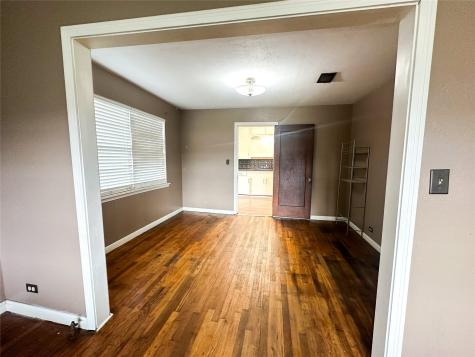 407 Bremond Street Franklin TX 77856