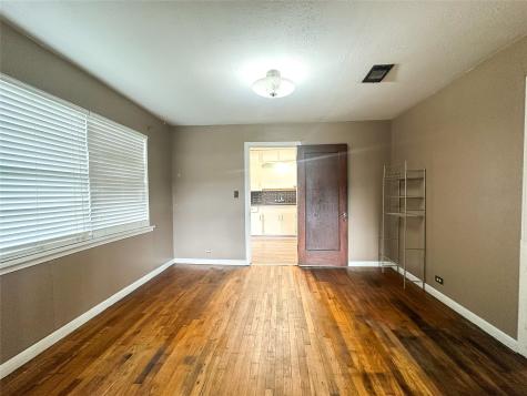 407 Bremond Street Franklin TX 77856