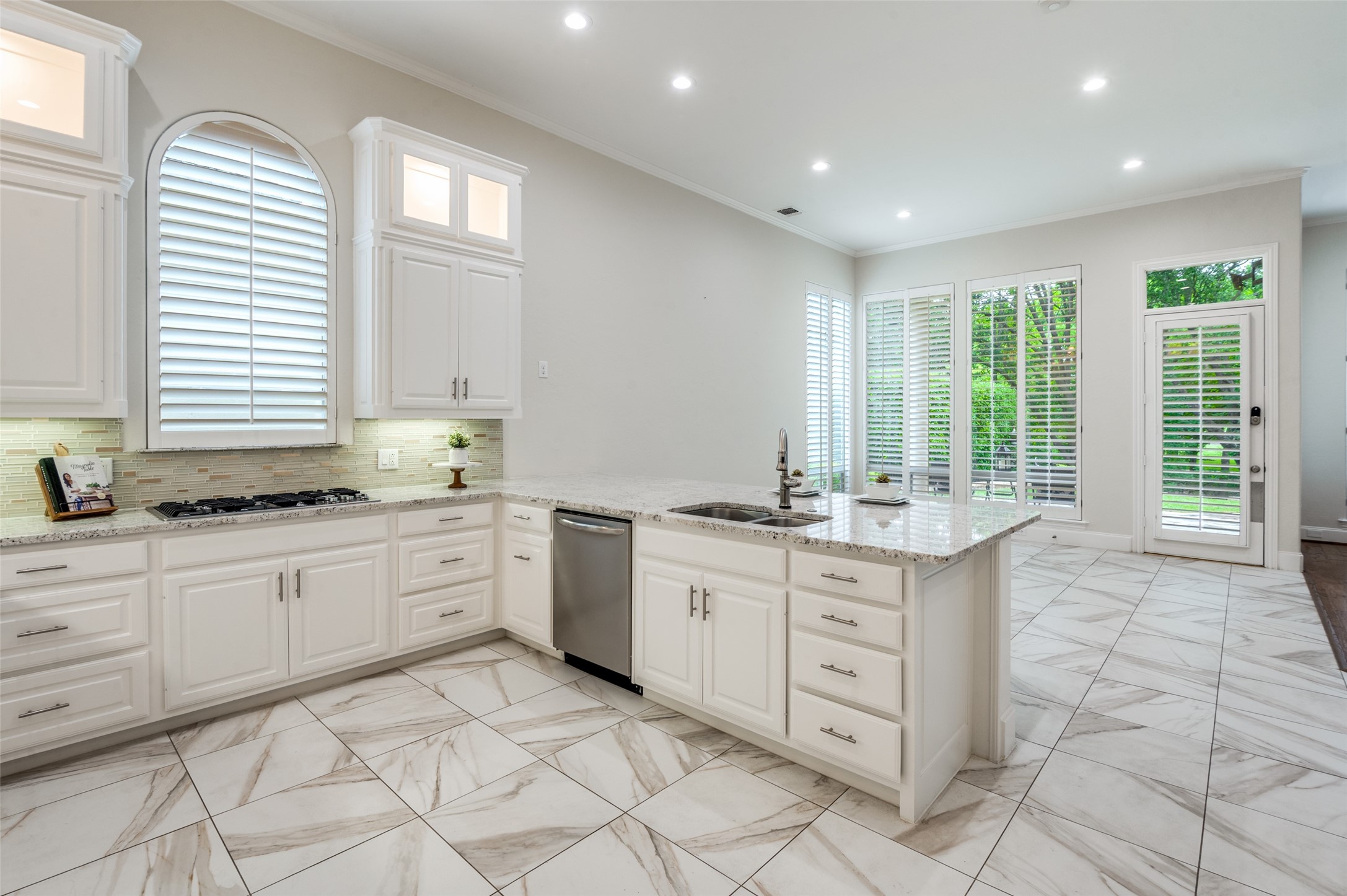 6526 Star Creek Frisco TX 75034