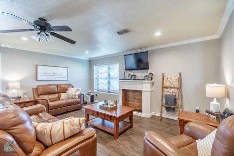 2574 County Road 162 Ovalo TX 79541