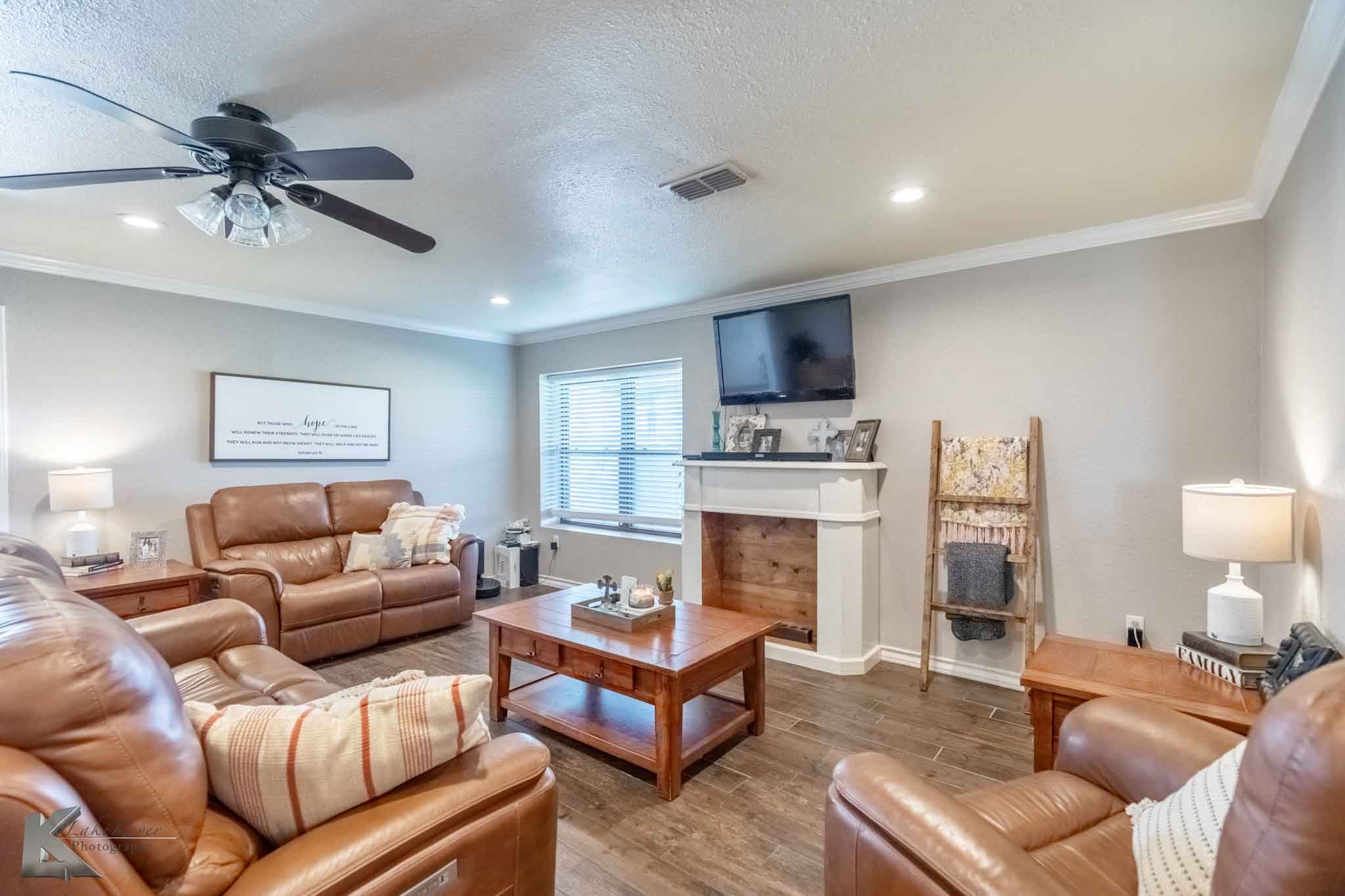 2574 County Road 162 Ovalo TX 79541