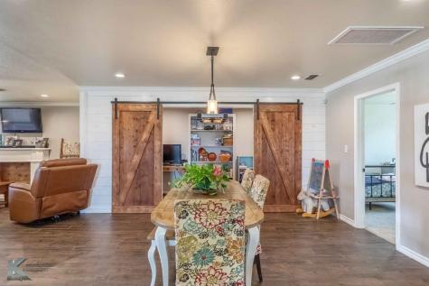 2574 County Road 162 Ovalo TX 79541