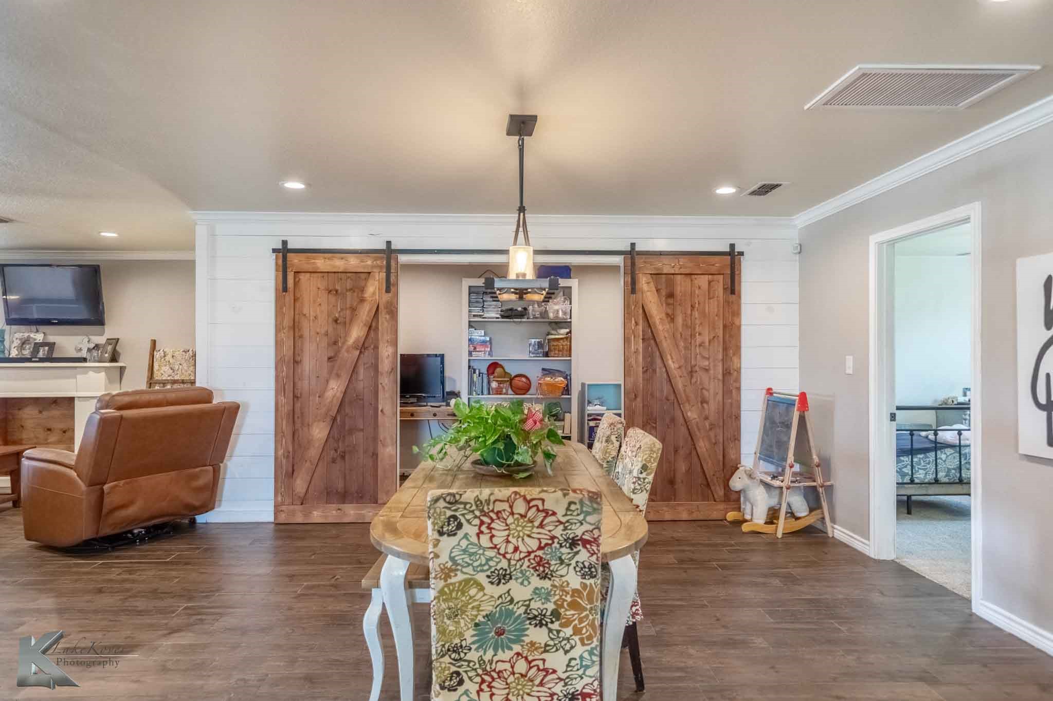 2574 County Road 162 Ovalo TX 79541