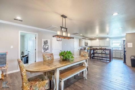 2574 County Road 162 Ovalo TX 79541