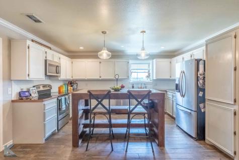 2574 County Road 162 Ovalo TX 79541