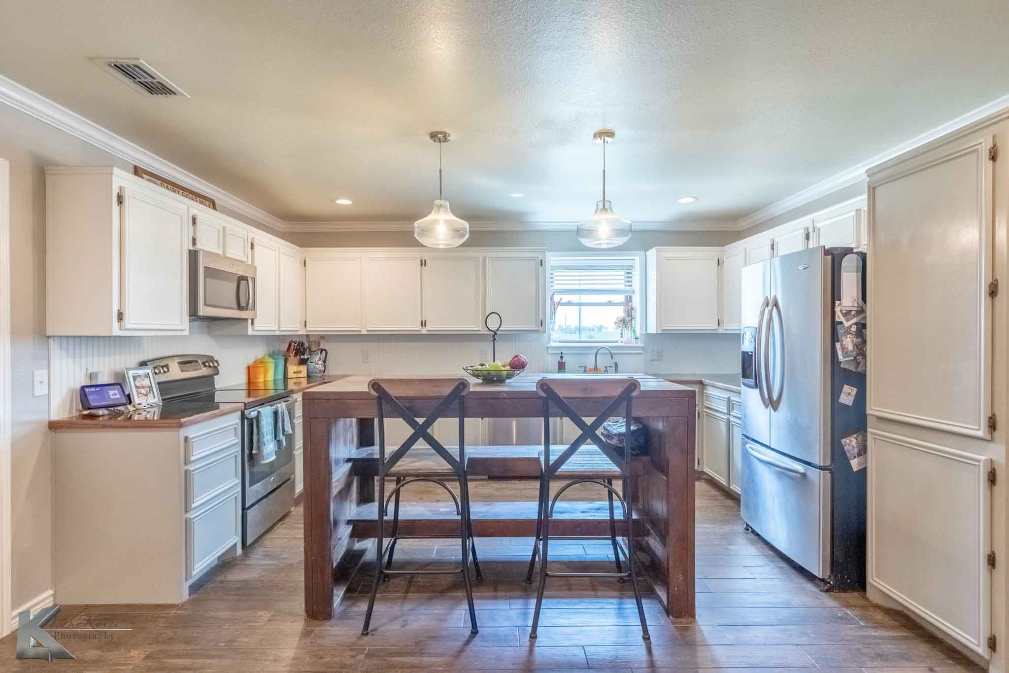 2574 County Road 162 Ovalo TX 79541