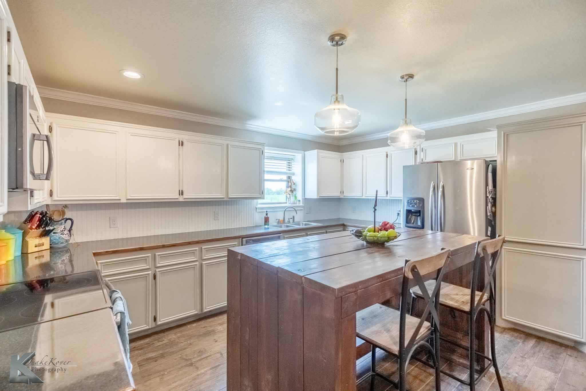 2574 County Road 162 Ovalo TX 79541