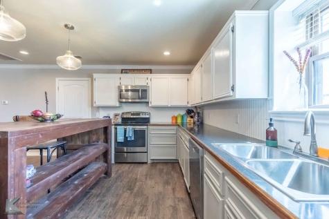 2574 County Road 162 Ovalo TX 79541